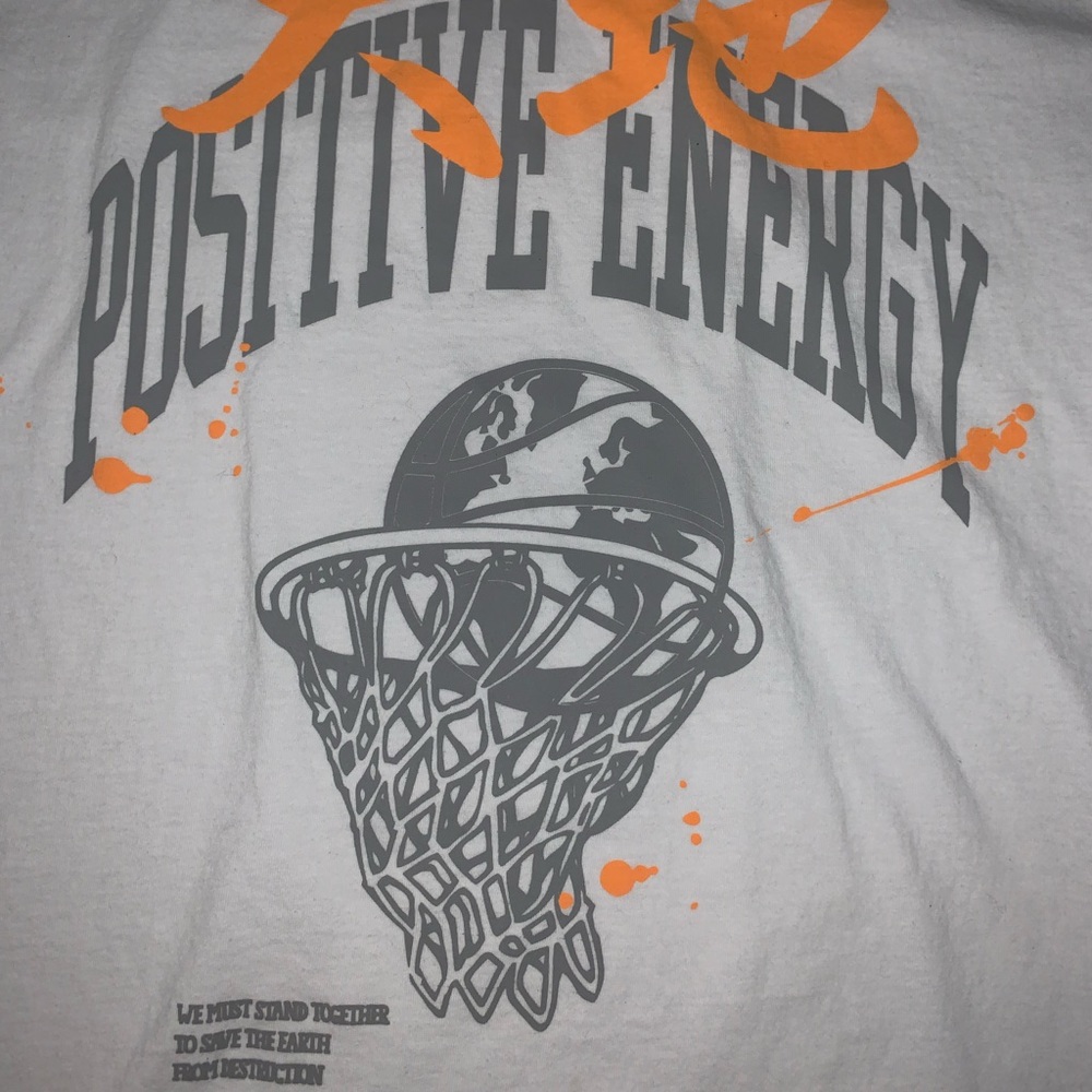 Graphic Tee - Picture 3 of 4